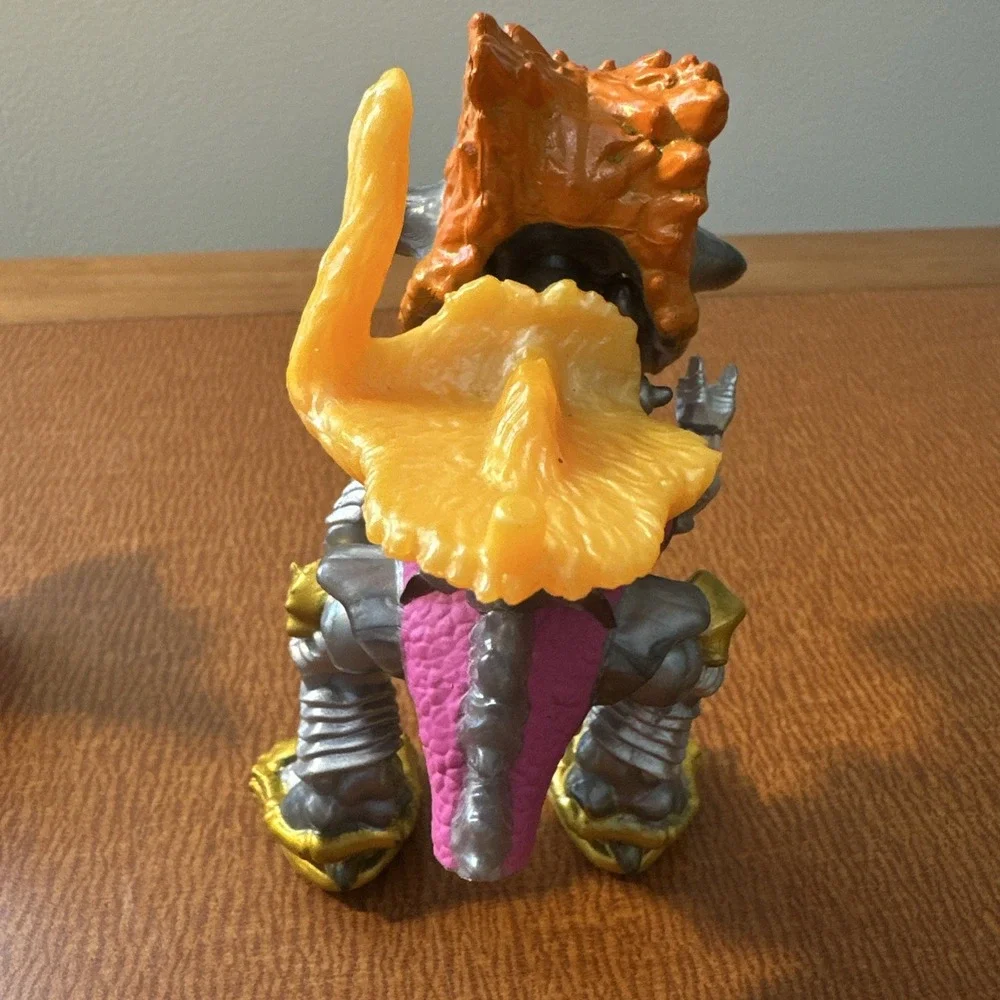 TREASURE X Dino Figures Goldrac &  Chief Goldo Dragon‎ Hunter Moose Toys